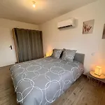 Maison Mocca - Maison Moderne Cozy Avec Exterieur
